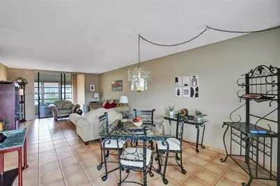 2811 Somerset Dr #405, Lauderdale Lakes, FL 33311 - Photo 13