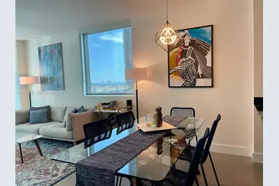 55 SE 6th St #1407, Miami, FL 33131 - Photo 3