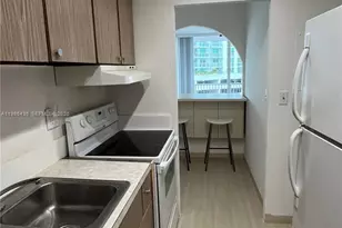 1408 Brickell Bay Dr, Miami, FL 33131 - Photo 9