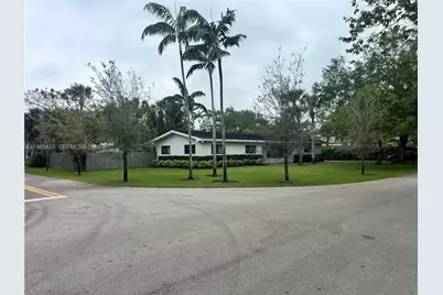 7340 SW 105th Ter, Pinecrest, FL 33156 - Photo 3