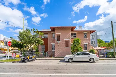 676 SW 1st St, Miami, FL 33130 - Photo 13