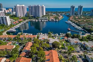 3549 Magellan Cir, Aventura, FL 33180 - Photo 39