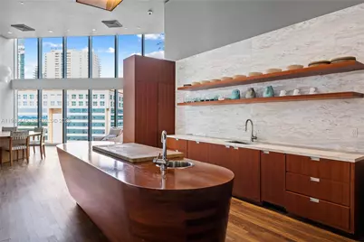 1300 Brickell Bay Dr #1903, Miami, FL 33131 - Photo 21