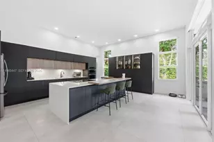 2517 Provence Cir, Weston, FL 33327 - Photo 15