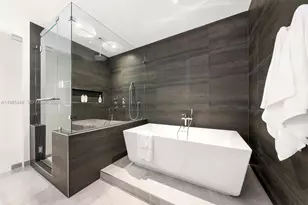 2627 S Bayshore Dr, Miami, FL 33133 - Photo 37