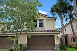 110 E Riverwalk Cir E, Plantation, FL 33325 - Photo 1