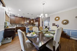 110 E Riverwalk Cir E, Plantation, FL 33325 - Photo 5