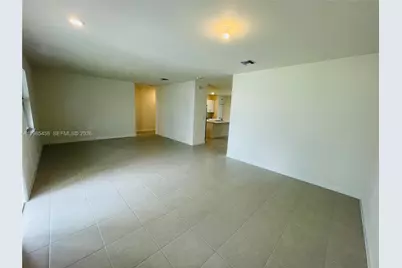 16932 SW 291st St, Homestead, FL 33030 - Photo 9