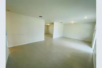 16932 SW 291st St, Homestead, FL 33030 - Photo 7