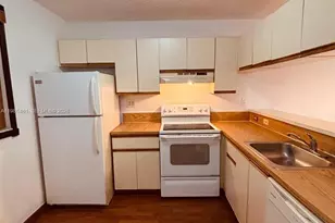 9831 Nob Hill Ct, Sunrise, FL 33351 - Photo 13