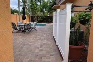 2636 NE 15th St, Fort Lauderdale, FL 33304 - Photo 13