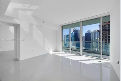 92 SW 3rd St #3904, Miami, FL 33130 - Photo 3