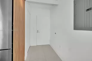 92 SW 3rd St, Miami, FL 33130 - Photo 11