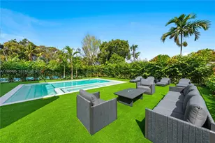 245 NE 116th St, Miami, FL 33161 - Photo 7