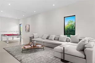 245 NE 116th St, Miami, FL 33161 - Photo 17