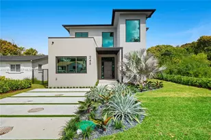 245 NE 116th St, Miami, FL 33161 - Photo 47