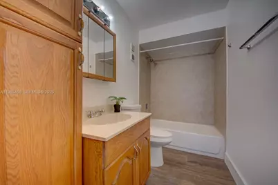 1960 Bayberry Dr #1960, Pembroke Pines, FL 33024 - Photo 15