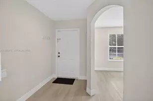 3189 SW 128th Way, Hollywood, FL 33027 - Photo 3