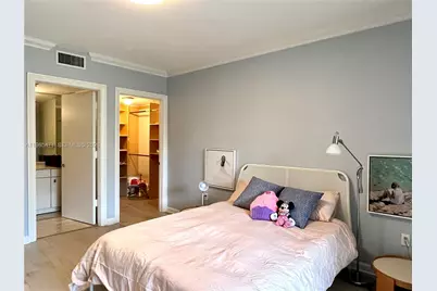 445 Grand Bay Dr #310, Key Biscayne, FL 33149 - Photo 13