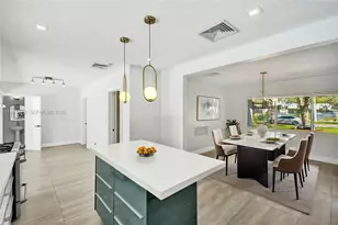 1110 NE 100th St, Miami Shores, FL 33138 - Photo 5