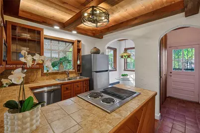 1305 Alhambra Cir, Coral Gables, FL 33134 - Photo 25