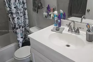 7420 W 20th Ave, Hialeah, FL 33016 - Photo 7