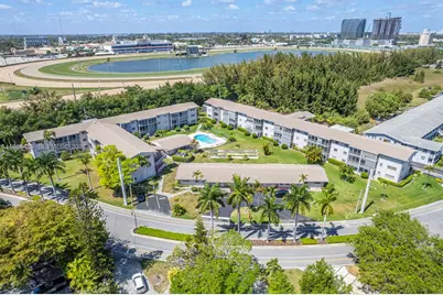 700 Layne Blvd #118, Hallandale Beach, FL 33009 - Photo 21