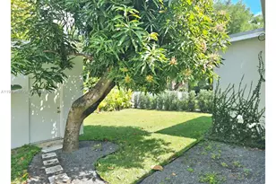 3439 Percival Ave, Miami, FL 33133 - Photo 9