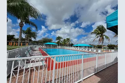 1530 SE 24th Ct #210, Homestead, FL 33035 - Photo 7