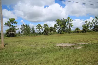 2125 NE 33rd Terrace, Cape Coral, FL 33909 - Photo 5