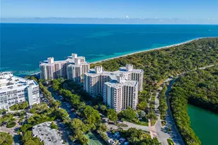 1111 Crandon Blvd, Key Biscayne, FL 33149 - Photo 35