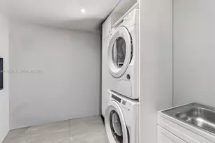 1111 Crandon Blvd, Key Biscayne, FL 33149 - Photo 7