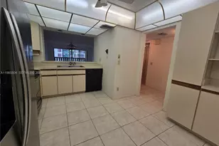 166 SE St Lucie Blvd #Un, Stuart, FL 34996 - Photo 9