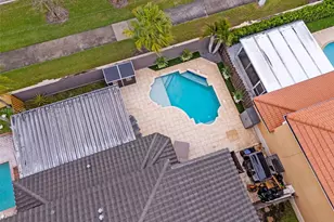 2590 N Rampart Way N, Cooper City, FL 33026 - Photo 39