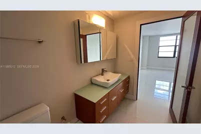 2333 NE Brickell Ave #1009, Miami, FL 33129 - Photo 23