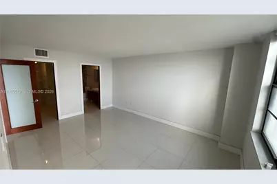 2333 NE Brickell Ave #1009, Miami, FL 33129 - Photo 17