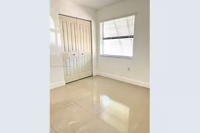 6866 NW 173rd Dr #610, Hialeah, FL 33015 - Photo 5