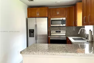 6866 NW 173rd Dr, Hialeah, FL 33015 - Photo 3