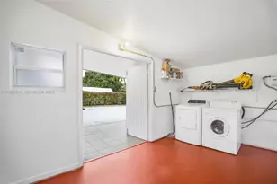 6450 McKinley St, Hollywood, FL 33024 - Photo 27