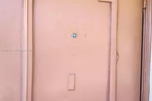 3051 E Sunrise Lakes Dr, Sunrise, FL 33322 - Photo 3