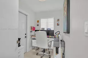 8818 SW 16th St, Miami, FL 33165 - Photo 27