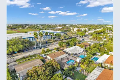 8818 SW 16th St, Miami, FL 33165 - Photo 3