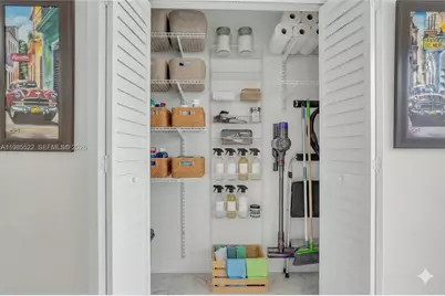 8818 SW 16th St, Miami, FL 33165 - Photo 15