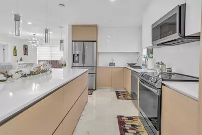 8818 SW 16th St, Miami, FL 33165 - Photo 7