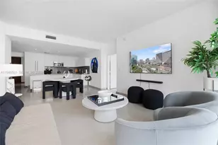 88 SW 7th St, Miami, FL 33130 - Photo 5