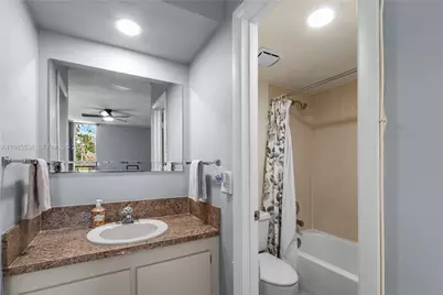 2810 SW 87th Ave #918, Davie, FL 33328 - Photo 13