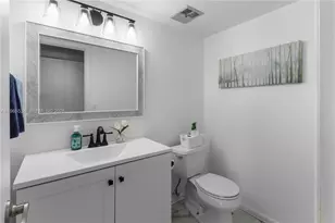 2810 SW 87th Ave, Davie, FL 33328 - Photo 7