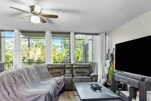 2810 SW 87th Ave, Davie, FL 33328 - Photo 3