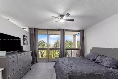 2810 SW 87th Ave #918, Davie, FL 33328 - Photo 9