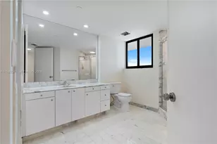 19500 Turnberry Way, Aventura, FL 33180 - Photo 27